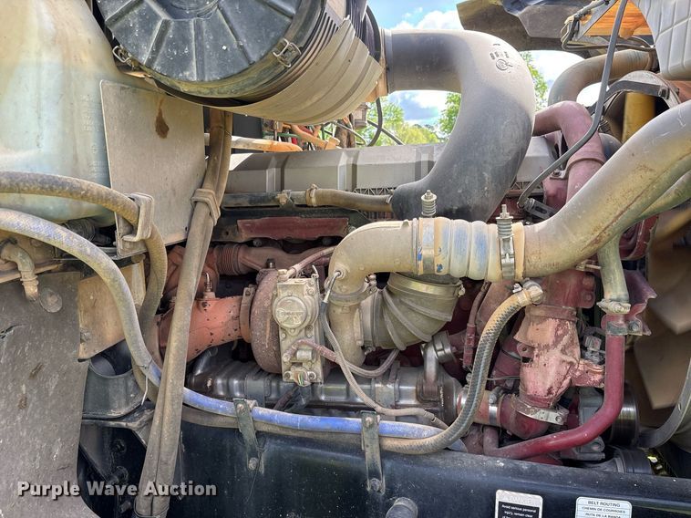 image for item OB9620 2015 Mack CHU613 semi truck