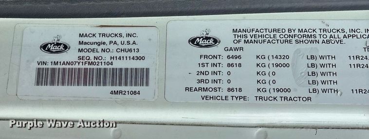 image for item OB9620 2015 Mack CHU613 semi truck