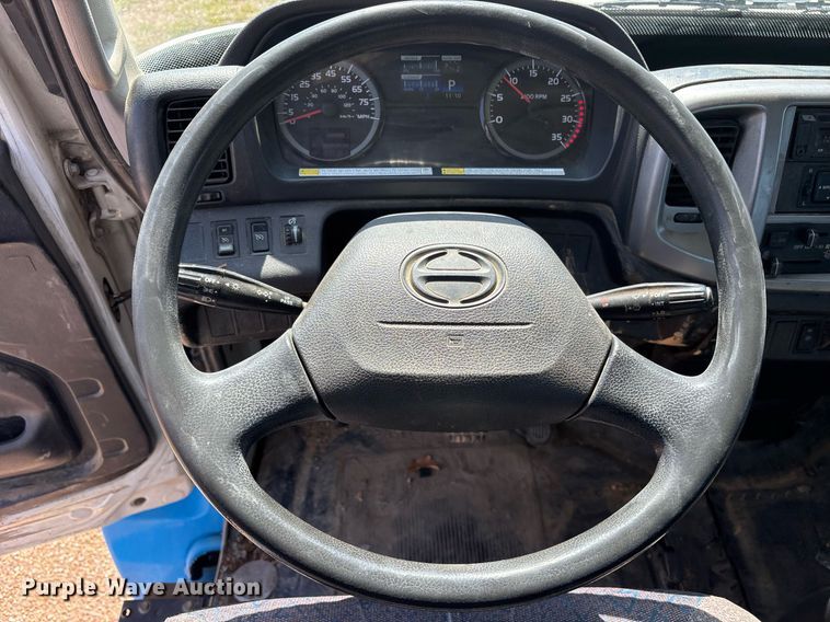 image for item OB9626 2017 Hino 258/268 flatbed truck