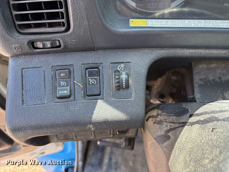 image for item OB9626 2017 Hino 258/268 flatbed truck