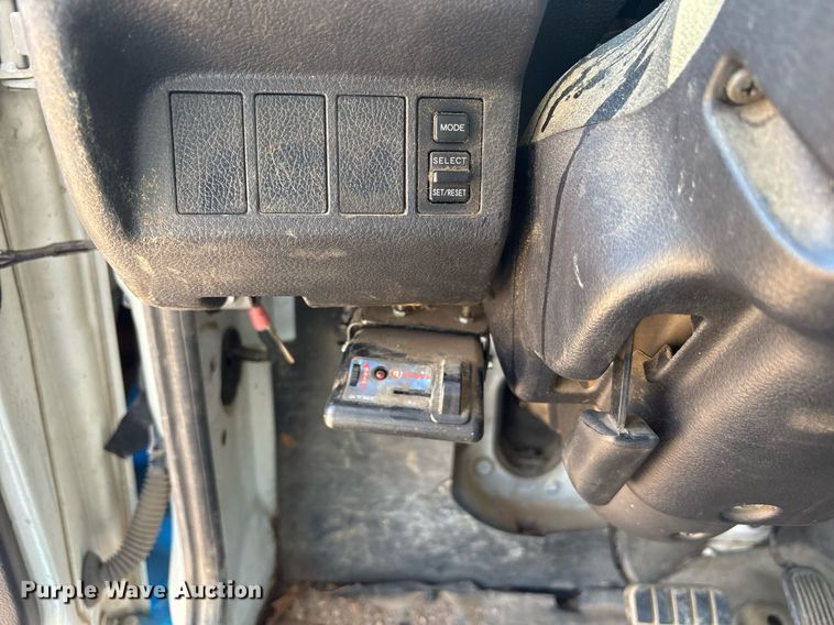 image for item OB9626 2017 Hino 258/268 flatbed truck