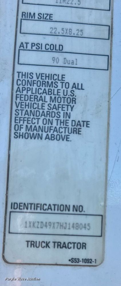 image for item YA0283 2017 Kenworth T880 truck cab and chassis