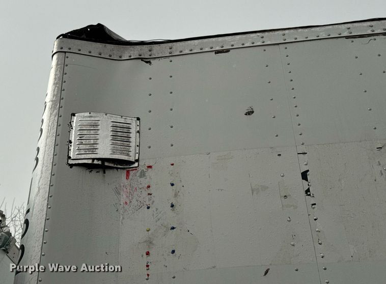 image for item YA0363 2013 Utility dry van trailer