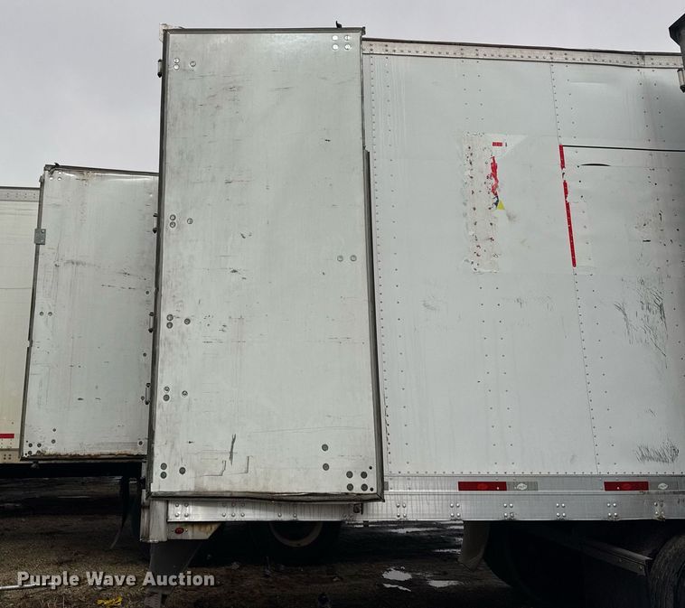 image for item YA0363 2013 Utility dry van trailer