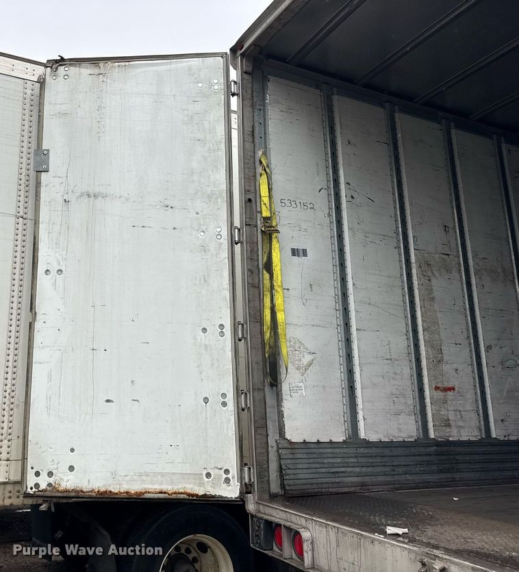 image for item YA0363 2013 Utility dry van trailer