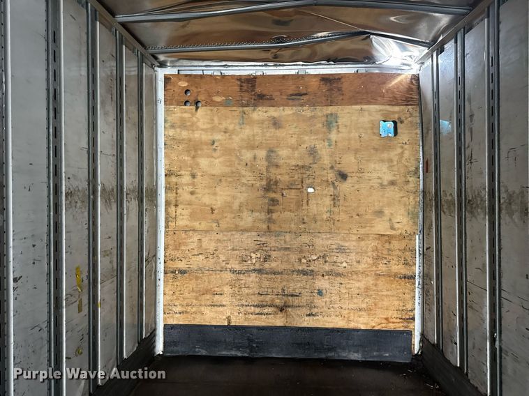 image for item YA0363 2013 Utility dry van trailer