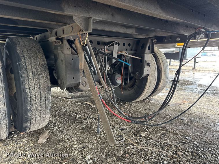 image for item YA0363 2013 Utility dry van trailer