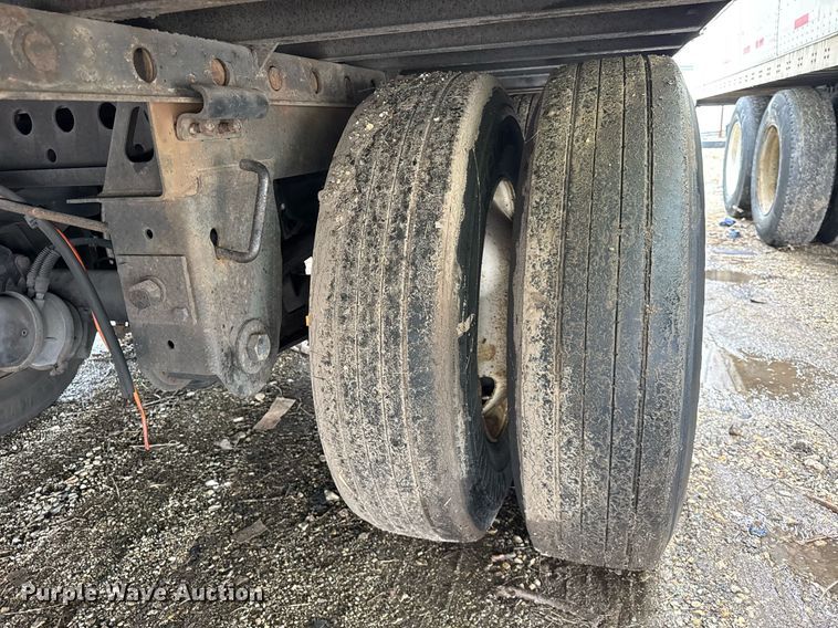 image for item YA0363 2013 Utility dry van trailer