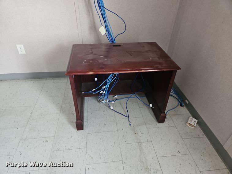 image for item DF8477 ModSpace mobile office