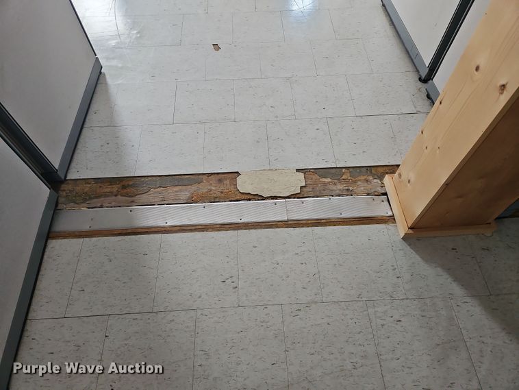 image for item DF8477 ModSpace mobile office