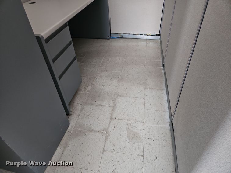 image for item DF8477 ModSpace mobile office