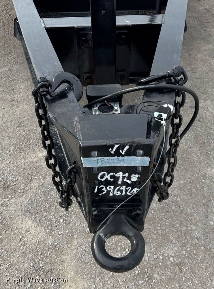 image for item DH9856 2005 Butler Trailer MFG Co Inc B-2024-FD equipment trailer