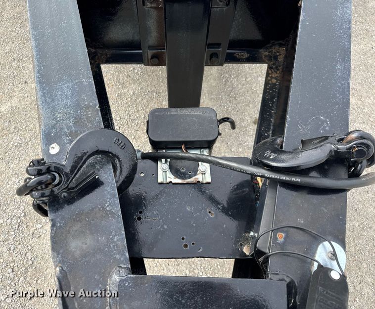 image for item DH9856 2005 Butler Trailer MFG Co Inc B-2024-FD equipment trailer