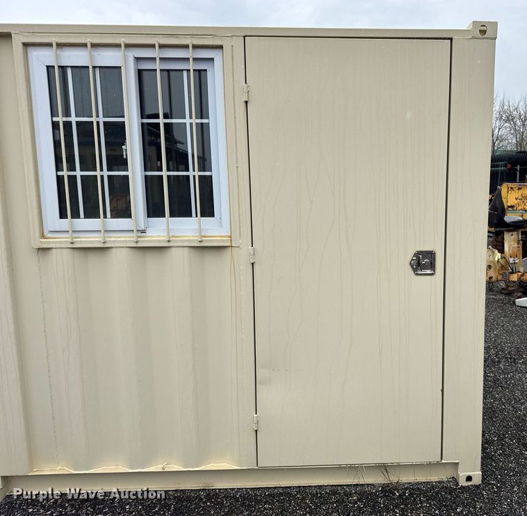image for item DH9911 Shipping container 