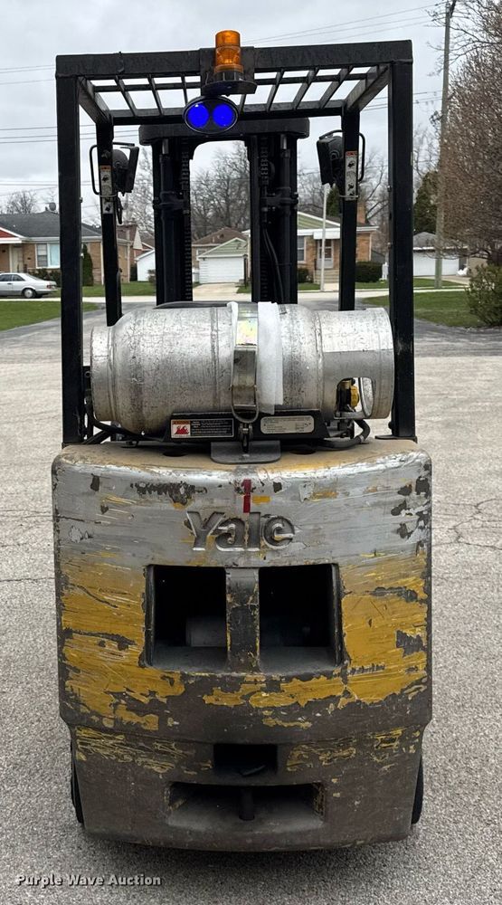 image for item DH9913 Yale GLC040AFNUAE082 forklift
