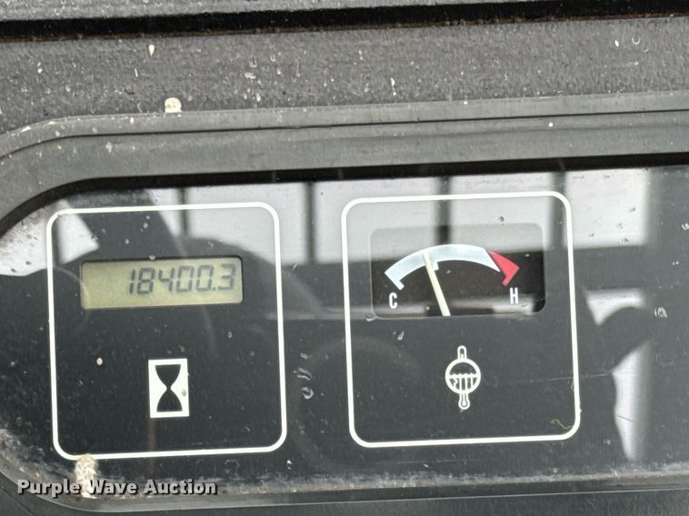 image for item DH9913 Yale GLC040AFNUAE082 forklift