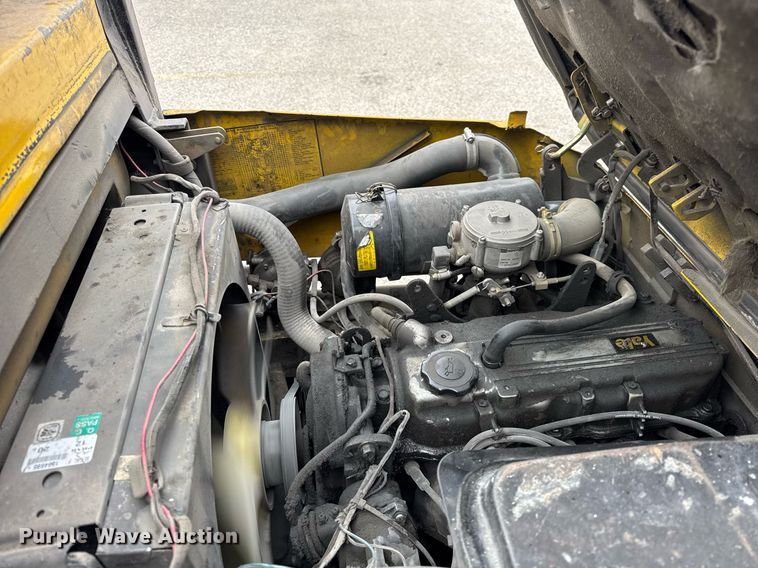 image for item DH9913 Yale GLC040AFNUAE082 forklift