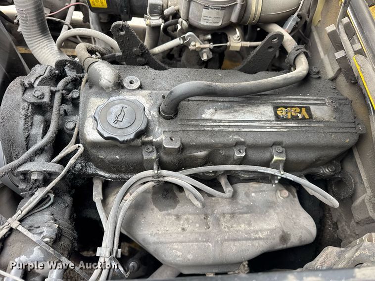 image for item DH9913 Yale GLC040AFNUAE082 forklift