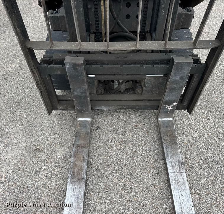 image for item DH9914 TCM FCG20 forklift