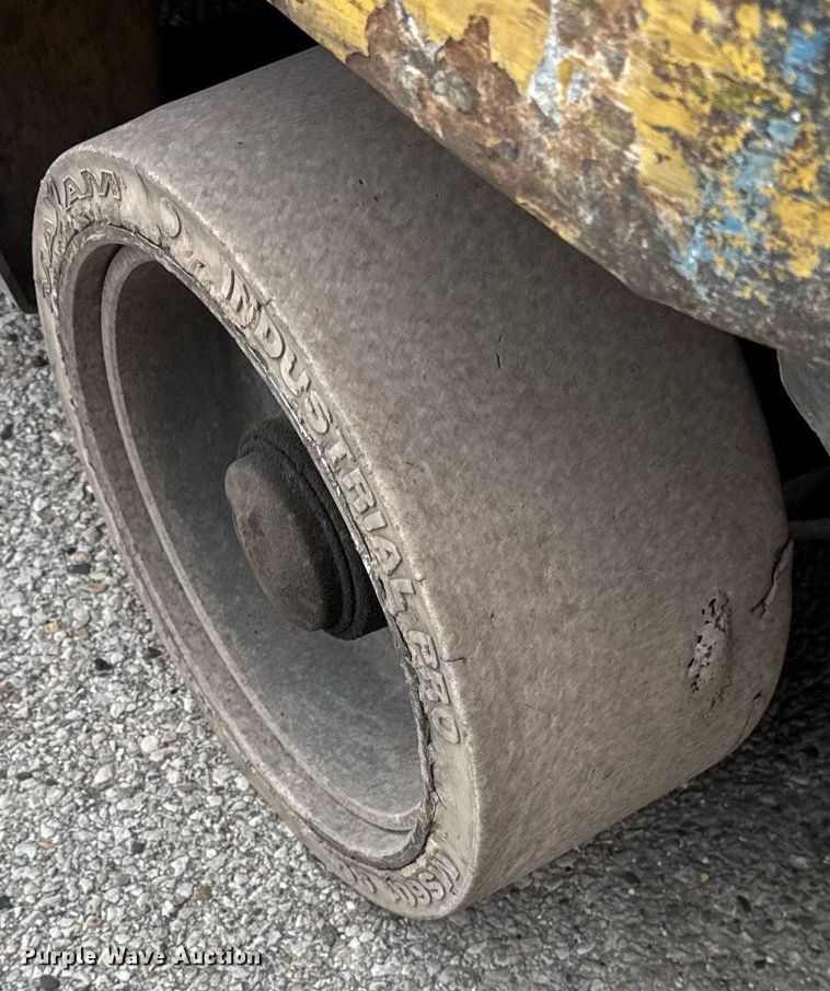 image for item DH9914 TCM FCG20 forklift