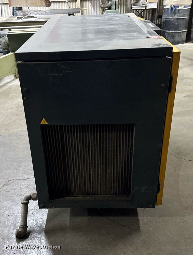 image for item DH9915 1996 Kaeser AS31 air compressor