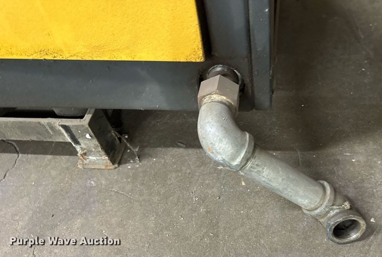 image for item DH9915 1996 Kaeser AS31 air compressor