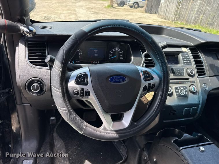 image for item DH9924 2014 Ford Taurus Police Interceptor 