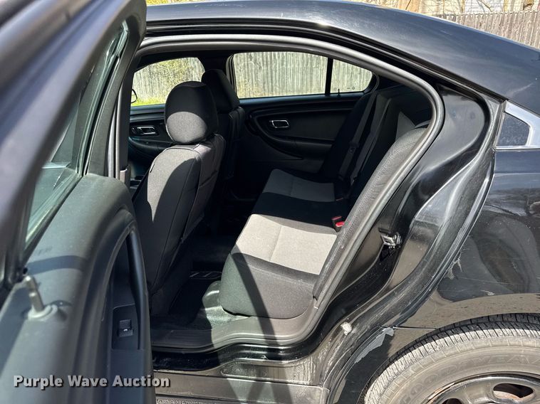 image for item DH9924 2014 Ford Taurus Police Interceptor 