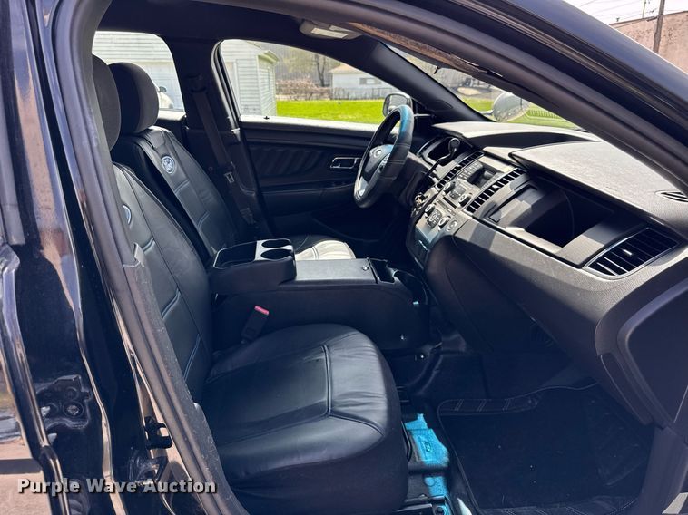 image for item DH9924 2014 Ford Taurus Police Interceptor 
