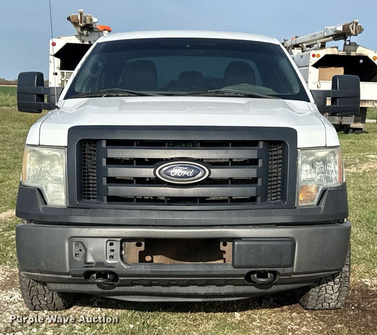 image for item DM5675 2011 Ford F150 SuperCab pickup truck