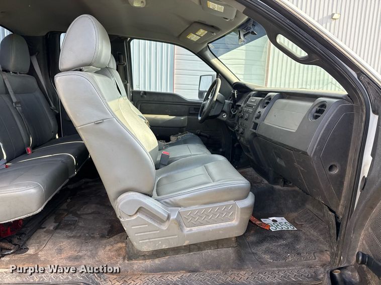 image for item DM5675 2011 Ford F150 SuperCab pickup truck