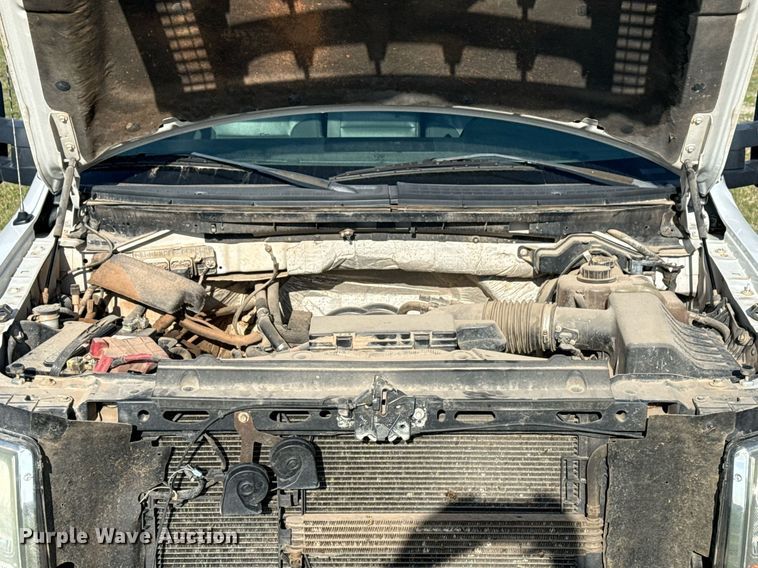 image for item DM5675 2011 Ford F150 SuperCab pickup truck