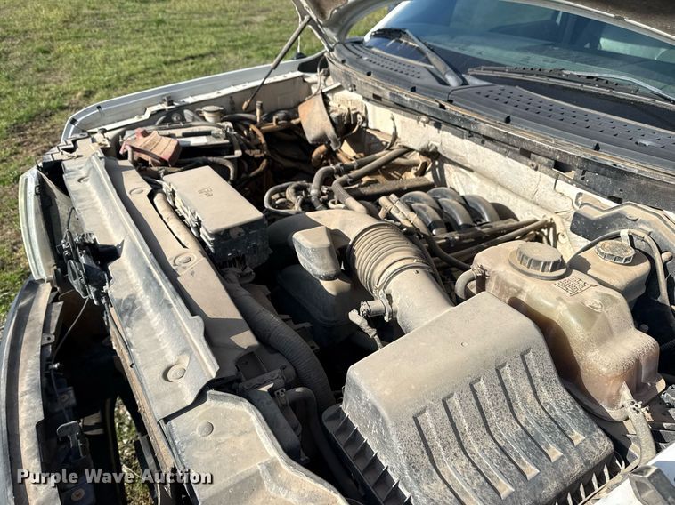 image for item DM5675 2011 Ford F150 SuperCab pickup truck