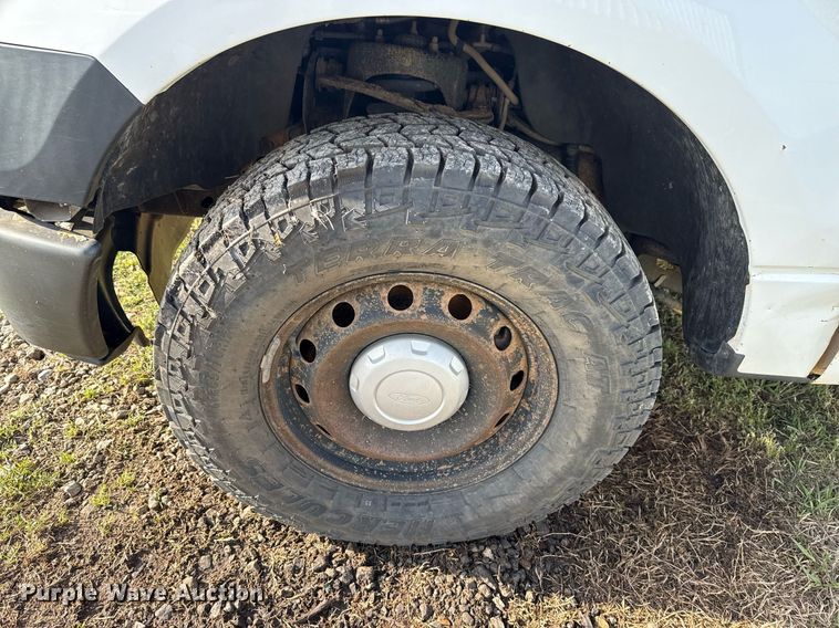 image for item DM5675 2011 Ford F150 SuperCab pickup truck