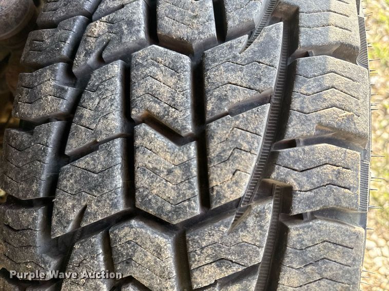 image for item DM5675 2011 Ford F150 SuperCab pickup truck