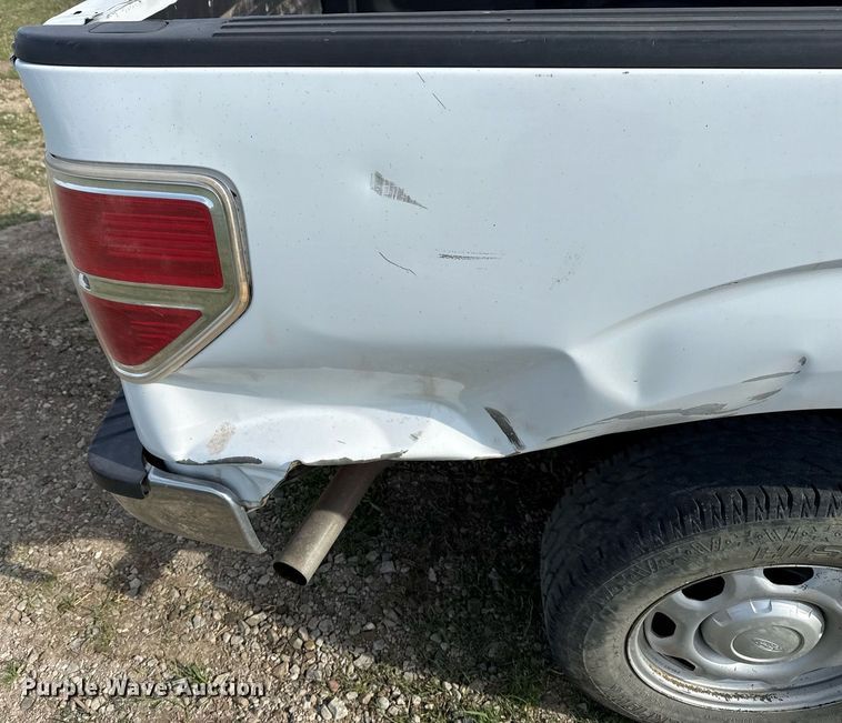 image for item DM5679 2014 Ford F150 SuperCab pickup truck