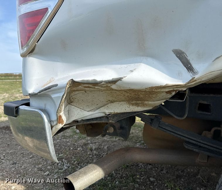 image for item DM5679 2014 Ford F150 SuperCab pickup truck