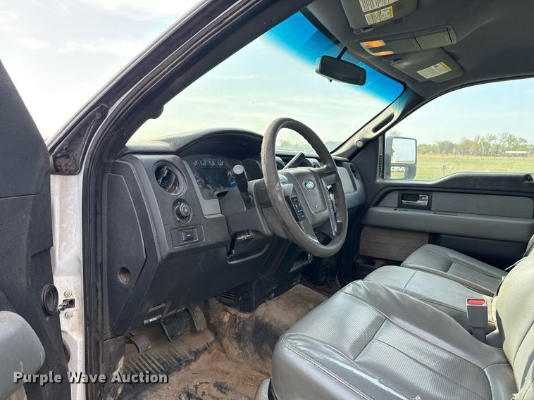 image for item DM5679 2014 Ford F150 SuperCab pickup truck