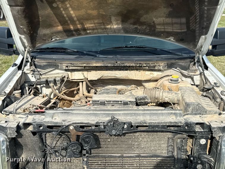 image for item DM5679 2014 Ford F150 SuperCab pickup truck