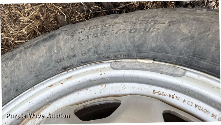 image for item DM5679 2014 Ford F150 SuperCab pickup truck