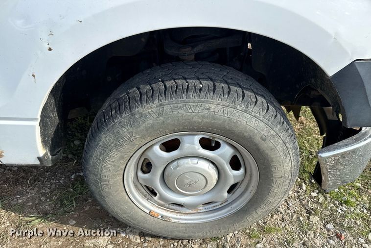 image for item DM5679 2014 Ford F150 SuperCab pickup truck