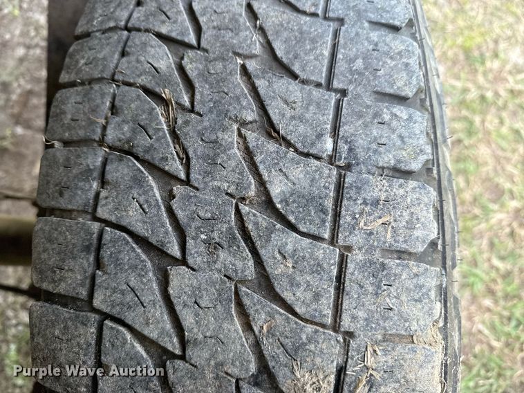 image for item DM5679 2014 Ford F150 SuperCab pickup truck