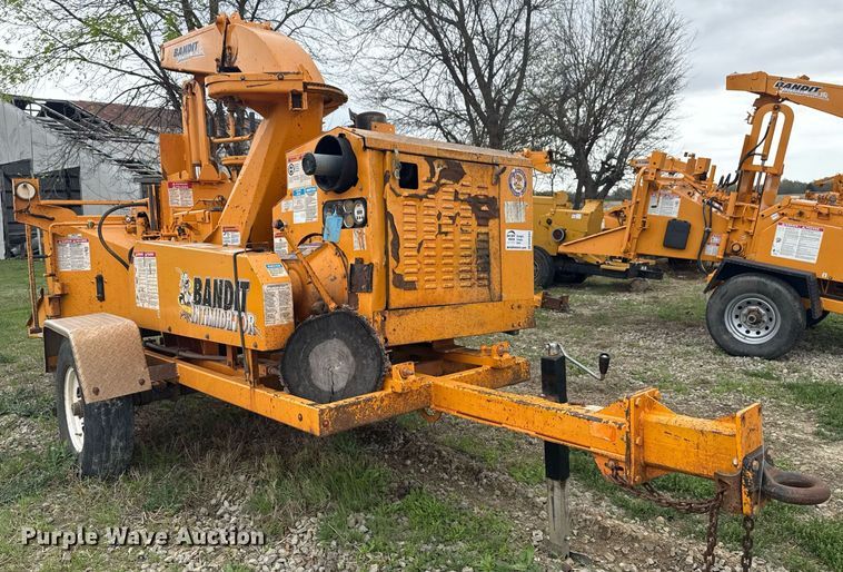 image for item DM5683 2014 Bandit Intimidator 990 wood chipper