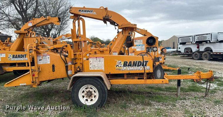image for item DM5683 2014 Bandit Intimidator 990 wood chipper