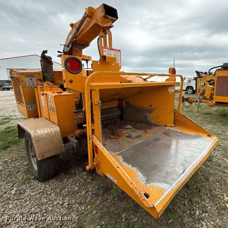 image for item DM5683 2014 Bandit Intimidator 990 wood chipper