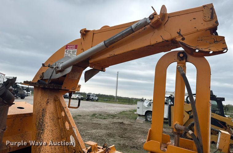 image for item DM5683 2014 Bandit Intimidator 990 wood chipper