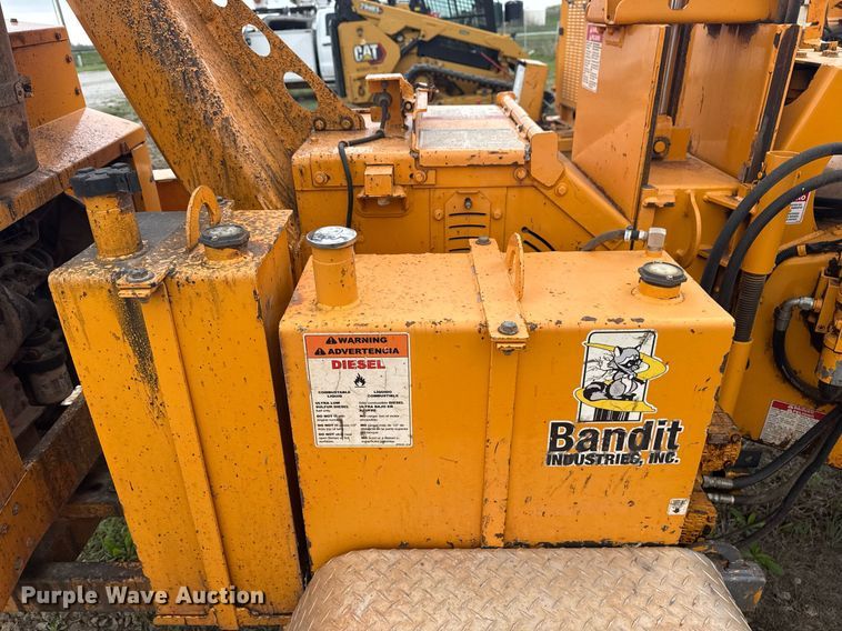 image for item DM5683 2014 Bandit Intimidator 990 wood chipper