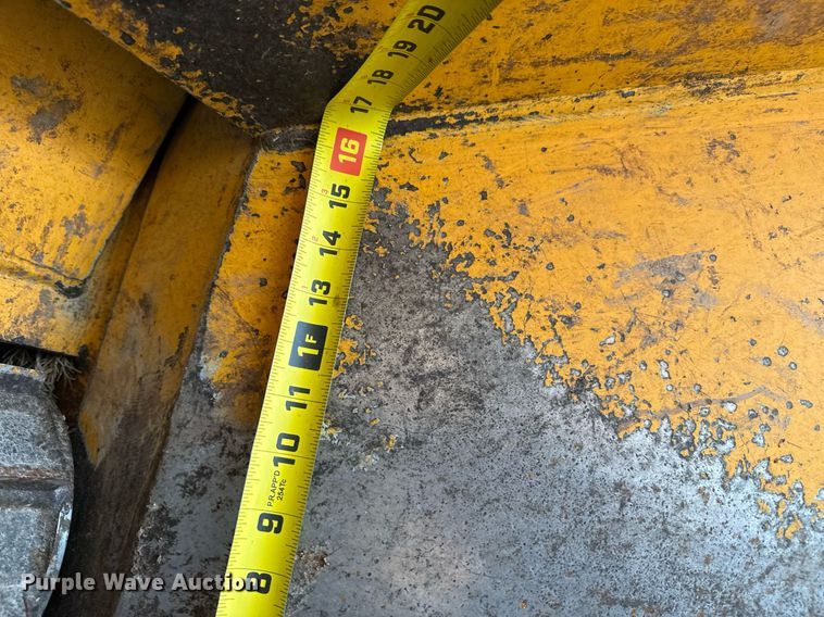 image for item DM5683 2014 Bandit Intimidator 990 wood chipper