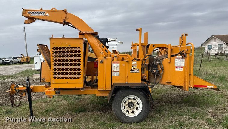 image for item DM5684 Bandit Intimidator 990 wood chipper