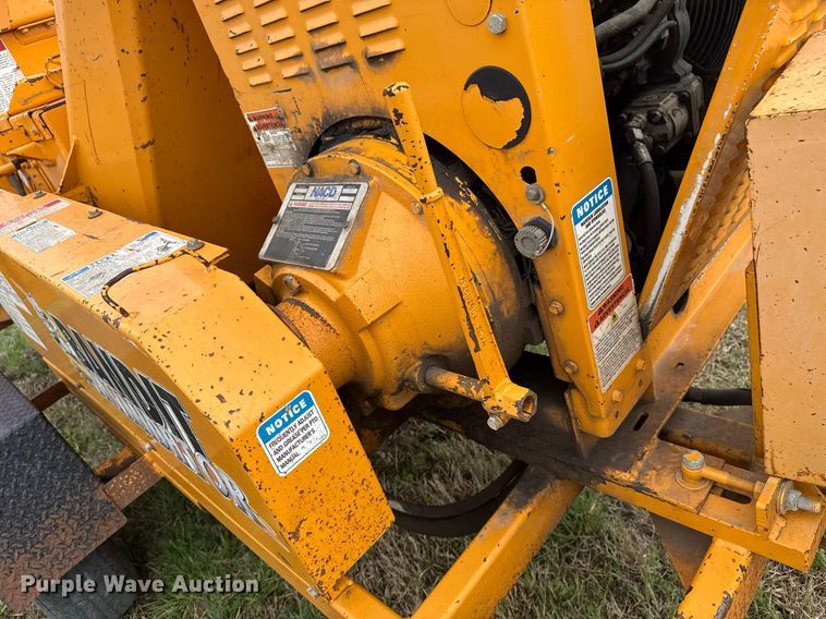 image for item DM5684 Bandit Intimidator 990 wood chipper